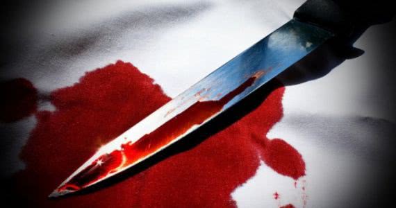 В Килие школьник полоснул себя ножом по горлу