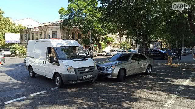 В центре Одессы произошло ДТП