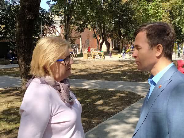 Весёлым детским праздником открылся благоустроенный сквер у кинотеатра «Вымпел» в Одессе