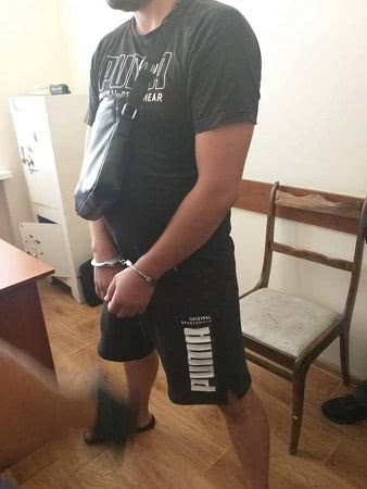 В Овидиопольском районе подозреваемый предложил и дал следователю взятку — 400$