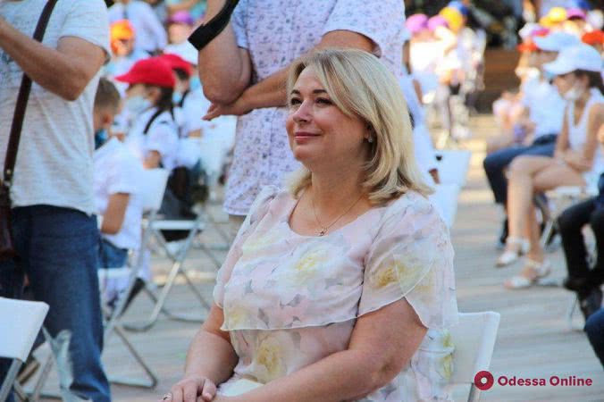 В Зеленом театре прошел праздник для детей Приморского района (фоторепортаж)