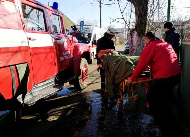 В Одесской области горел жилой дом, пострадала 47-летняя женщина