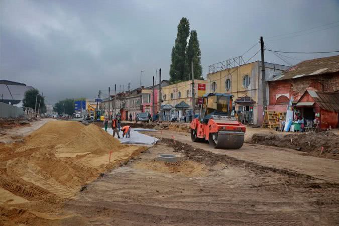 Одну из самых «убитых» улиц Одессы приводят в порядок