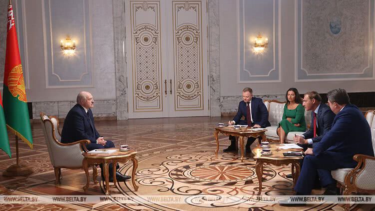 Президент Беларуси передал главе ФСБ запись перехваченного разговора о Навальном