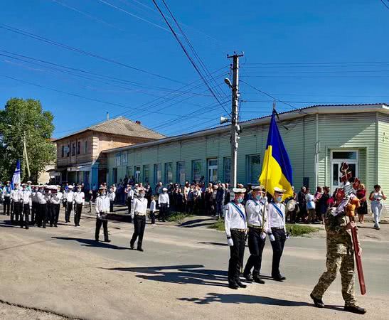 Погибшего на Донбассе матроса Руслана Волкова похоронили в Одесской области. ФОТО