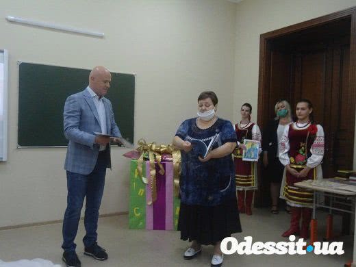 «Мы сделали это с учетом пожеланий педагогов и родителей», — мэр Одессы на открытии школы № 75 для детей с особыми потребностями (фото, видео)
