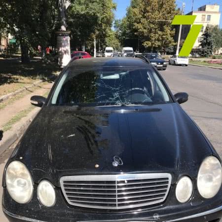 В Одессе автомобиль сбил пожилую женщину