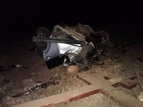 У ДТП під Шабо автівку відкинуло на кам’яний вказівник, водій загинув