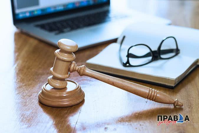 Трое граждан Узбекистана проведут за решеткой по 15 лет за убийство заложника