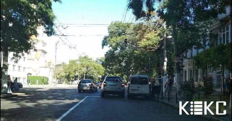 Аварии в разных районах Одессы стали причиной «праздничных пробок» (фото)