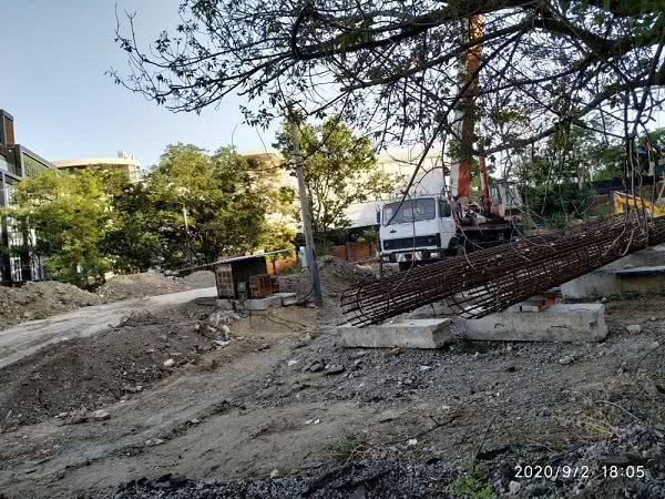Пока одесситы праздновали День города, на Ланжероне началась новая стройка