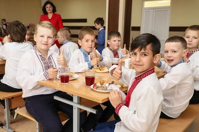 В одесских школах появятся безлактозное и безглютеновое питание