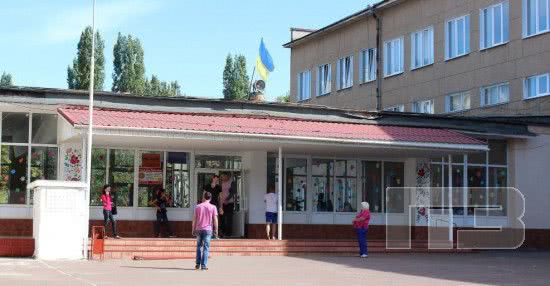 Школы Черноморска уходят на двухнедельные каникулы