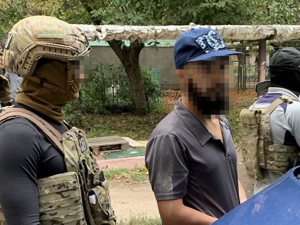 Находился в розыске Интерпола: в Одессе задержали боевика ИГИЛ