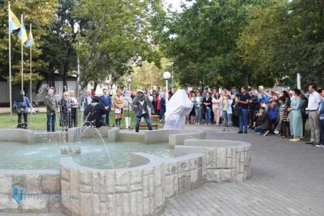 В Черноморске поставили памятник актёру Никулину, сыгравшего дворника в «12 стульях»