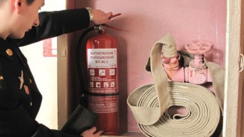 Школу в Саратском районе могут принудительно закрыть из-за нарушений пожарной безопасности