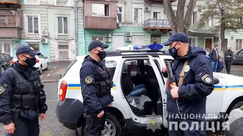 В центре Одессы днем убили девушку в баре