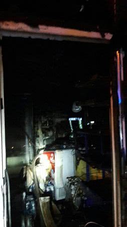 Ночью в Киевском районе Одессы горел магазин (ФОТО)