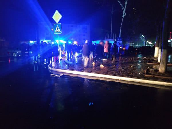 В Измаиле произошло ДТП: водителя из кабины извлекали спасатели