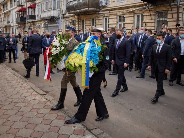 Зеленський та Дуда в Одесі вшанували пам’ять президента Польщі Качинського