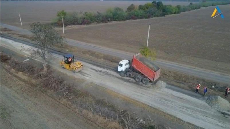 В Одесской области дорожники расширяют трассу между курортами Сергеевка и Шабо