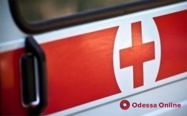 Одесская область: 17-летний парень наступил в поле на взрывчатку — ему ампутировали руку