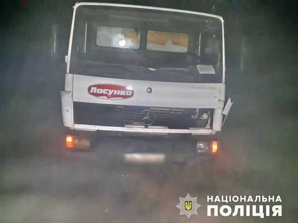 Под Одессой пешеход погиб под колесами грузовика в тумане