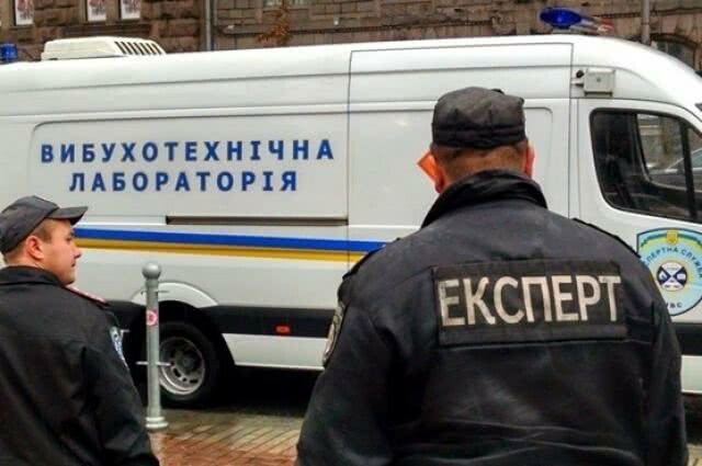В Одессе «заминировали» 10 школ