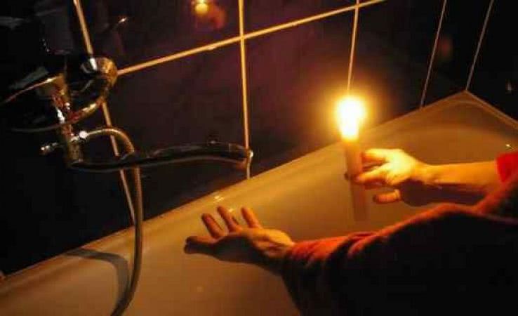 Из-за аварии на высоковольтной линии два района Одессы остались без света и воды