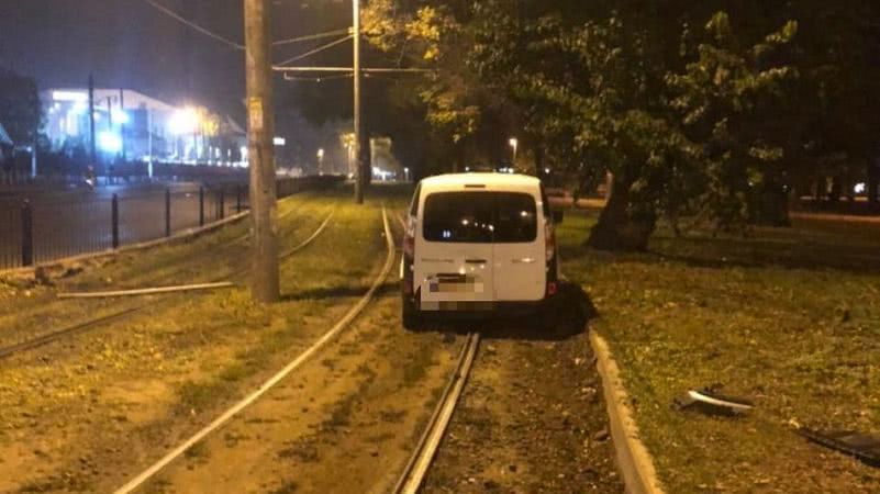 «Був у стані алкогольного сп’яніння»: в Одесі водій потрапив у ДТП