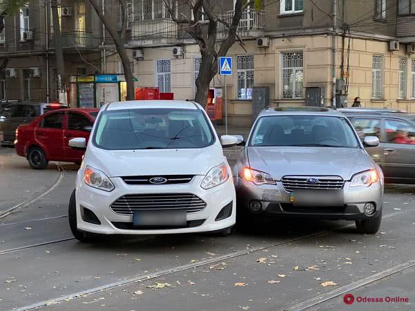 Из-за ДТП на Старопортофранковской не ходят трамваи (фото)