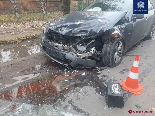 На Балтской дороге в тройном ДТП пострадал мужчина (фото)