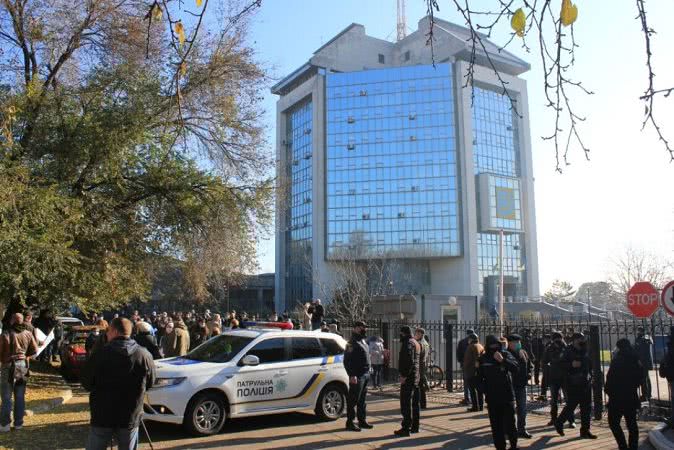 В Измаиле митинговали против передачи флота «Дунайского пароходства» в Венгрию (фото)