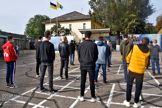 В Одесской области проходит осенняя призывная кампания: в армию отправили 50% призывников