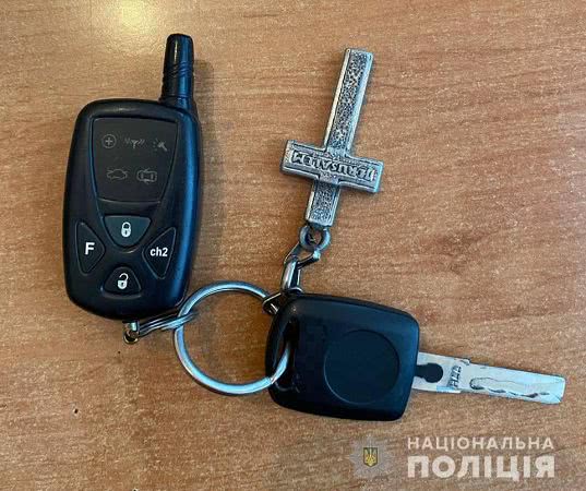 Одесса: 28-летний пассажир ограбил 62-летнего таксиста