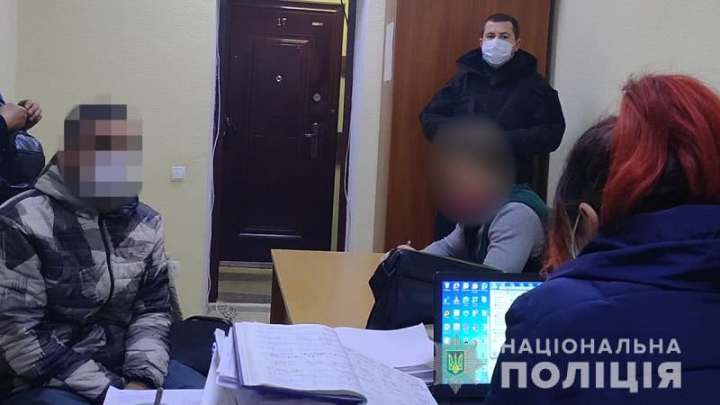 В грузовом авто, прибывшем в Рыбпорт Черноморска, обнаружили нелегальных мигрантов