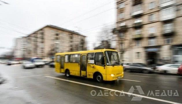 Жесткие меры: в Одессе водителя маршрутки оштрафовали за 10 «лишних» пассажиров