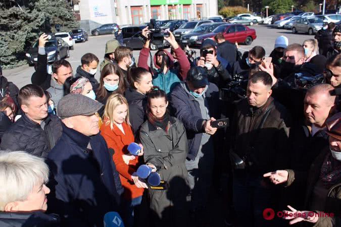 Геннадий Труханов поддержал одесских рестораторов на митинге против карантина «выходного дня»