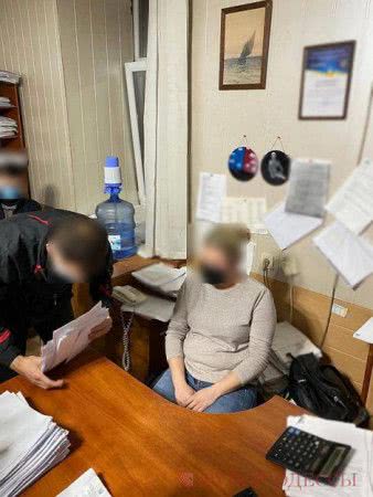 Одесские госисполнители попались на взятке