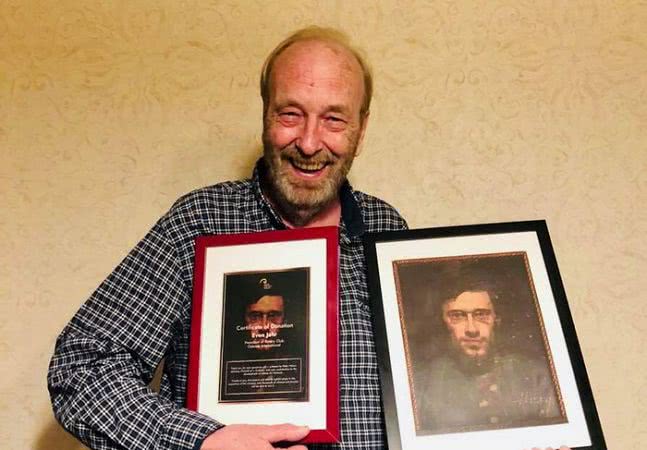 Одесскому худ музею подарили раму для картины в честь дня рождения норвежца
