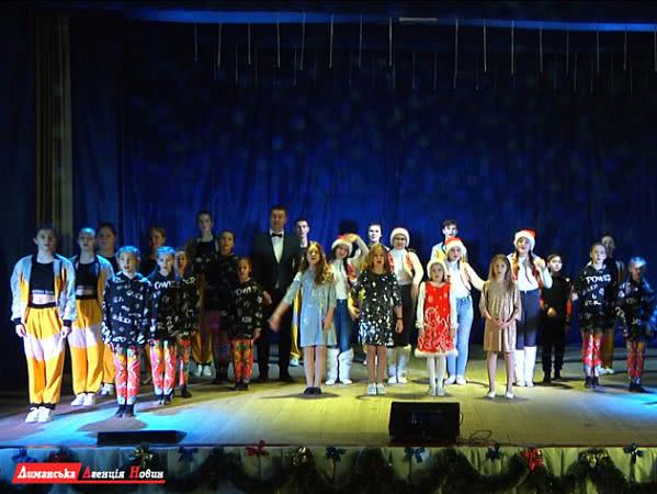 Чотири Будинки культури Визирської ОТГ записали новорічний концерт (фото)