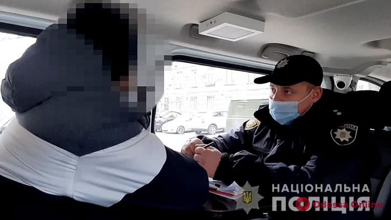Полиция расследует обстоятельства стрельбы в центре Одессы