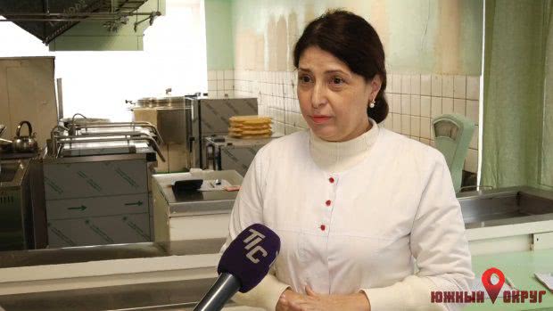 Юлия Найденова, заведующая производством школьной столовой.