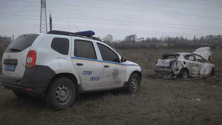 Авто спалили, а тіло викинули: на Одещині жорстоко вбили таксистку