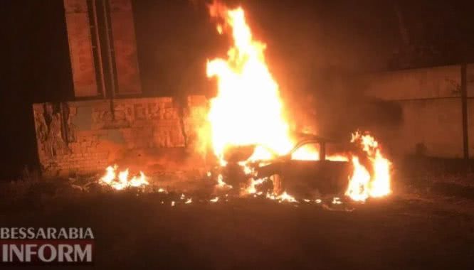 В Киевском районе сожгли машину одессита