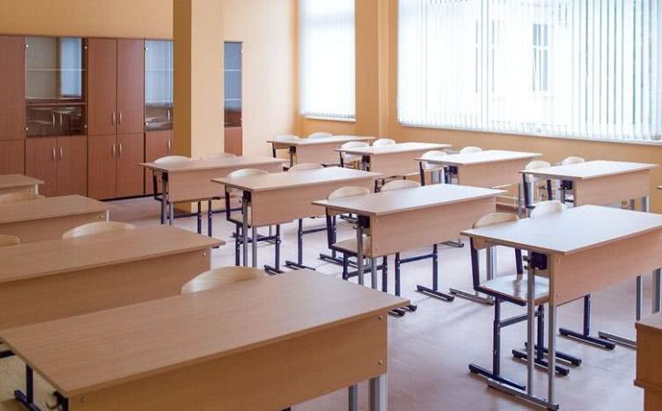 Одесские школьники останутся на дистанционке до конца декабря