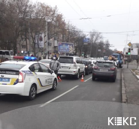 На Черемушках столкнулись три автомобиля