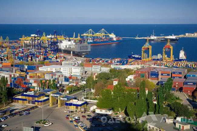 Суд отправил под стражу руководителя морского порта «Черноморск»