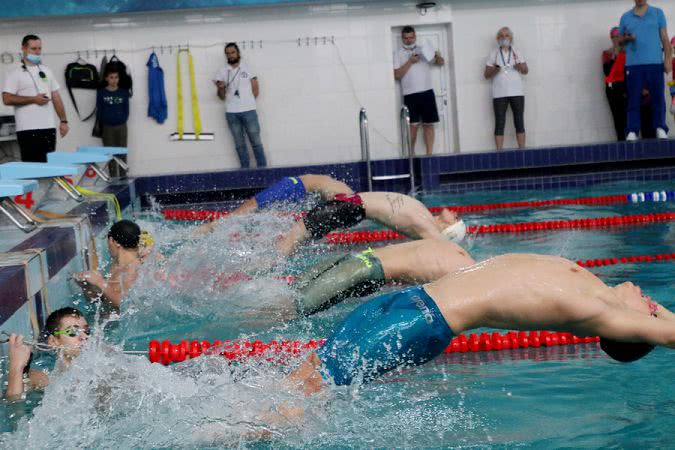 swim obl 08