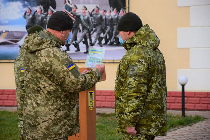 Под ёлочку: деньги на покупку собственного жилья получили почти три десятка семей пограничников Измаильского отряда